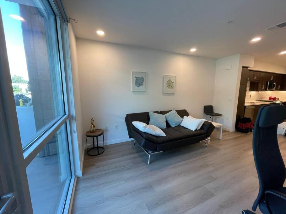 Luxurious Apartment Bardeen New Port Beach 1 Bedroom Irvine Exterior foto