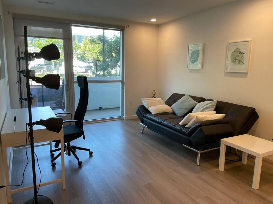 Luxurious Apartment Bardeen New Port Beach 1 Bedroom Irvine Exterior foto